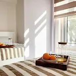 Sea View Beachfront With Pool And Stunning Sunsets *
