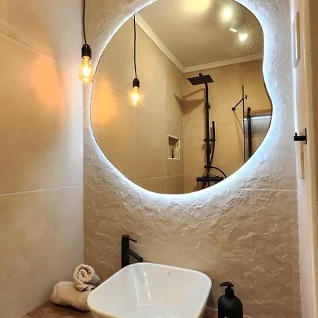 Beachfrontsunset * Kalogrea