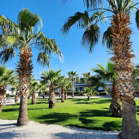 Sea View Beachfront With Pool And Stunning Sunsets *