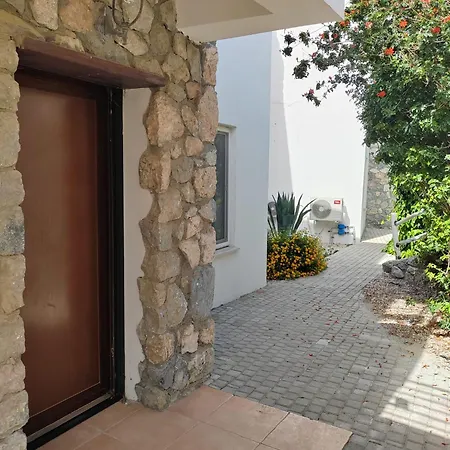 Sea View Beachfront With Pool And Stunning Sunsets * Kalogrea