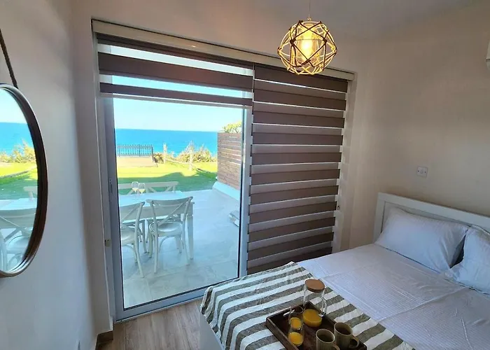 Διαμέρισμα Beachfrontsunset Kalogrea