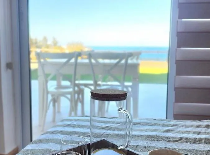 Beachfrontsunset Διαμέρισμα *