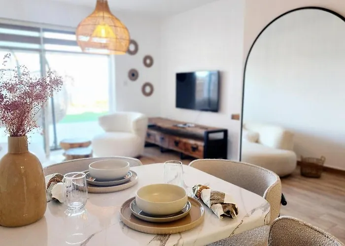 Beachfrontsunset Διαμέρισμα